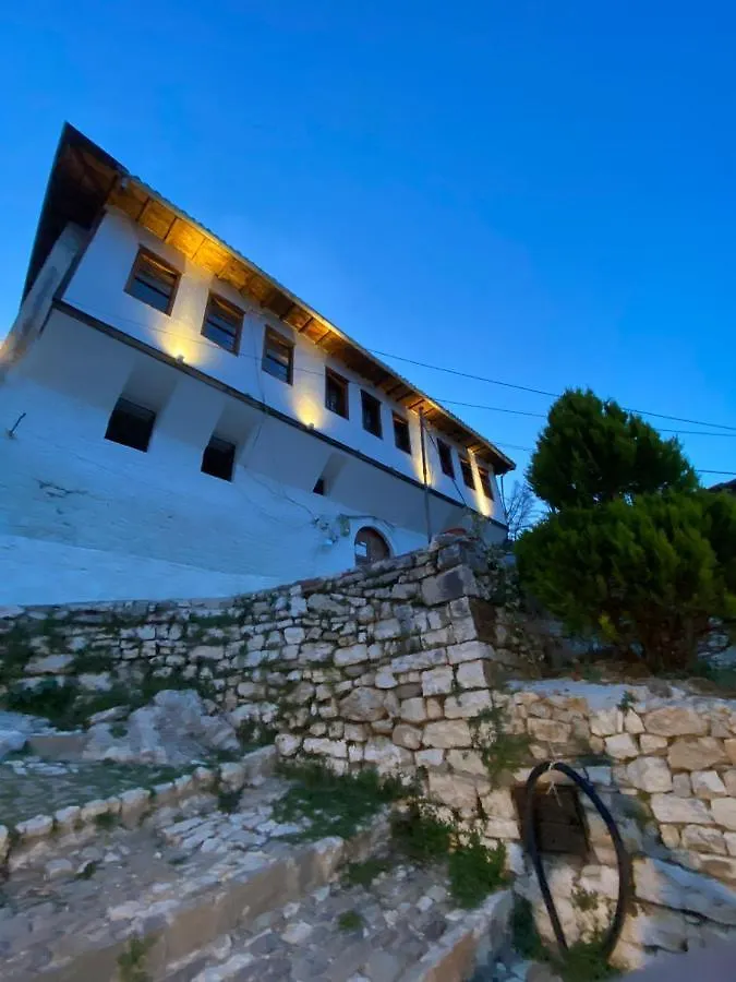 Guest House Lion Berat 0*,  Albanie