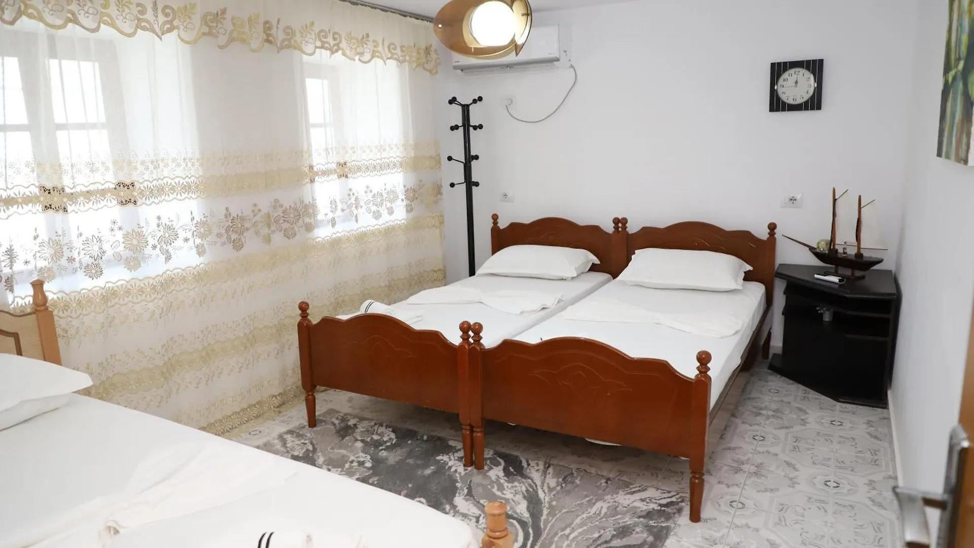 Guest House Lion Berat
